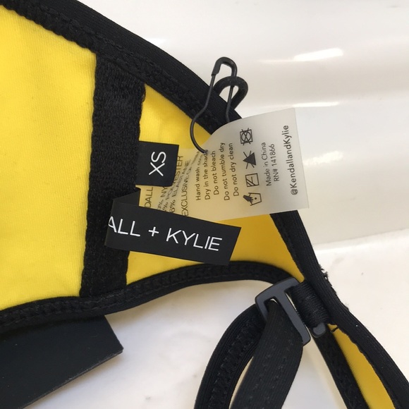 KENDALL + KYLIE Top size XS - Picture 5 of 5